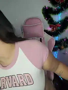 ValerieDiiamond online show from December 2024 04:20:02 AM