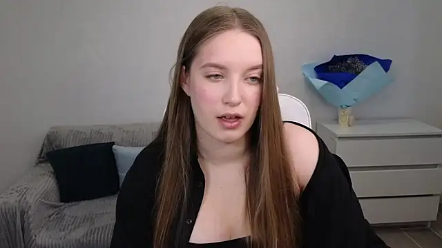 EvaMaddison online show from January 2025 06:10:01 AM