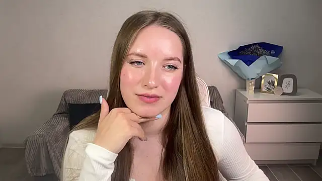 EvaMaddison online show from September 2025 06:29:02 PM