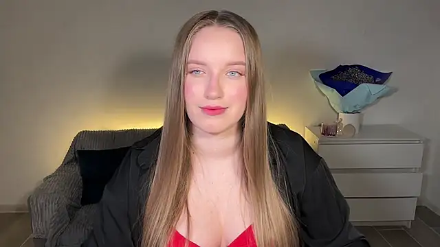 EvaMaddison online show from March 2026 05:19:02 PM