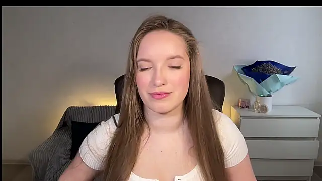 EvaMaddison online show from March 2026 07:14:02 AM