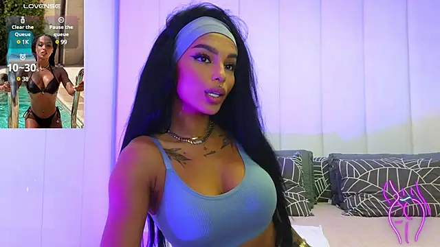 KimiBrown online show from December 2024 07:44:01 PM