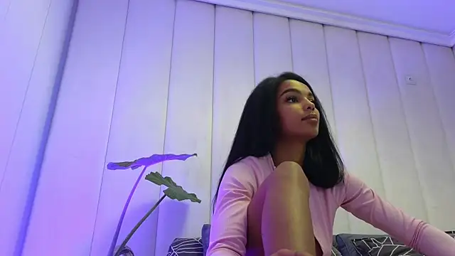 KimiBrown online show from December 2024 08:18:01 AM