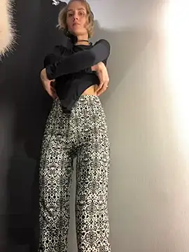 Snapshot of Feral_berry_8133 chatting on December 2024 10:54:01 AM Feral berry 8133 online show from December 2024 10:54:01 AM