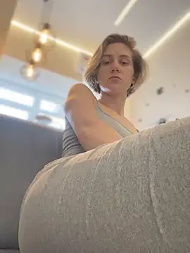 Snapshot of Feral_berry_8133 chatting on December 2024 11:50:02 AM Feral berry 8133 online show from December 2024 11:50:02 AM