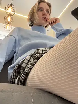 Snapshot of Feral_berry_8133 chatting on January 2025 07:15:02 AM Feral berry 8133 online show from January 2025 07:15:02 AM