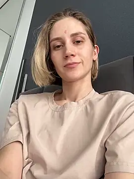 Snapshot of Feral_berry_8133 chatting on February 2025 11:27:01 AM Feral berry 8133 online show from February 2025 11:27:01 AM