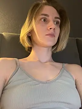 Snapshot of Feral_berry_8133 chatting on March 2025 06:26:02 AM Feral berry 8133 online show from March 2025 06:26:02 AM