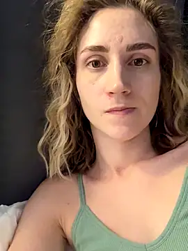 Snapshot of Feral_berry_8133 chatting on September 2025 07:51:02 PM Feral berry 8133 online show from September 2025 07:51:02 PM