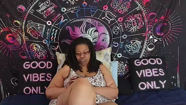 RenaeCumsAlot online show from February 2025 06:20:01 PM