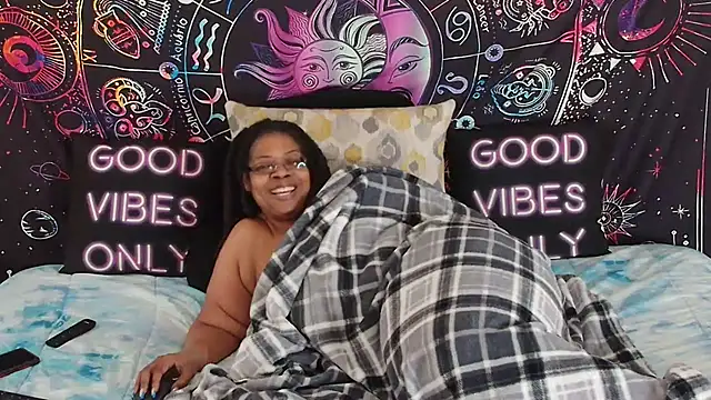 RenaeCumsAlot online show from February 2026 07:23:02 PM