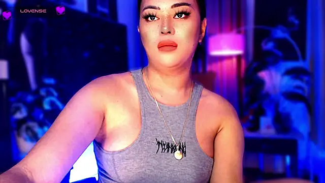 Thalia Cambridge online show from October 2025 03:07:01 AM