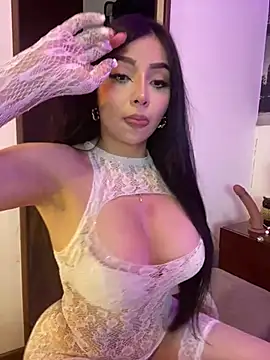 Snapshot of KateLatorre chatting on February 2025 10:37:01 PM KateLatorre online show from February 2025 10:37:01 PM