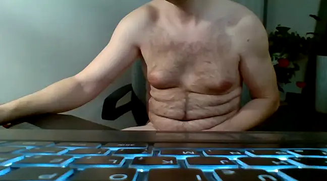 Snapshot of Horney_boy86 chatting on December 2024 11:17:01 PM Horney boy86 online show from December 2024 11:17:01 PM