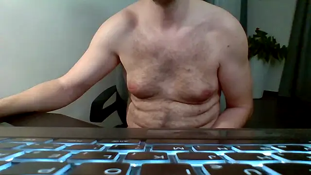 Snapshot of Horney_boy86 chatting on March 2025 10:27:02 PM Horney boy86 online show from March 2025 10:27:02 PM