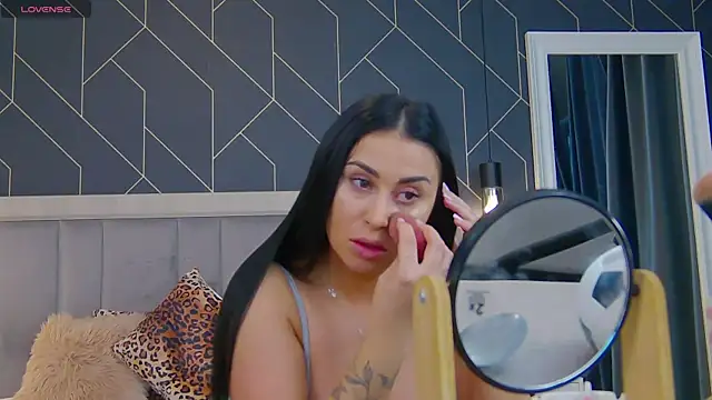 EmyLaveau online show from February 2025 06:08:02 AM