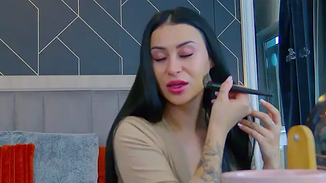 EmyLaveau online show from February 2026 06:42:01 AM