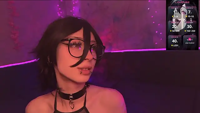 Handsomepure online show from February 2026 10:28:01 PM