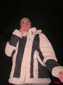 Snapshot of PennyPrincess chatting on January 2025 11:27:02 PM PennyPrincess online show from January 2025 11:27:02 PM