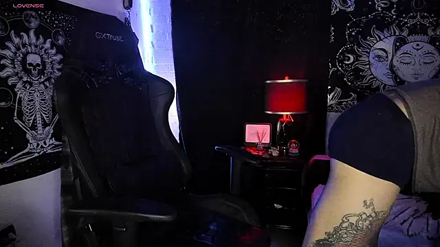 Snapshot of josh__ackerman chatting on March 2025 06:56:01 PM josh ackerman online show from March 2025 06:56:01 PM