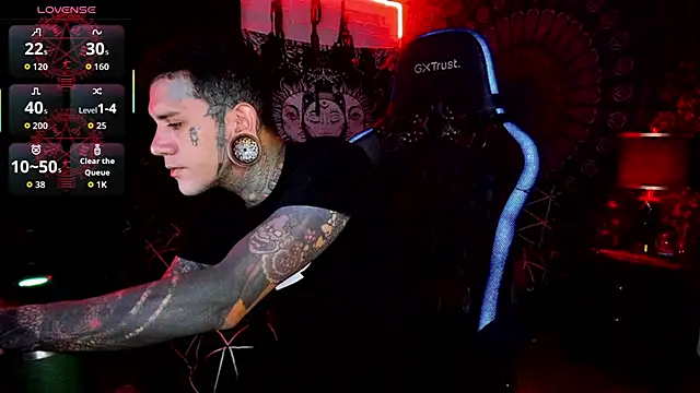 Snapshot of josh__ackerman chatting on October 2025 11:02:01 PM josh ackerman online show from October 2025 11:02:01 PM