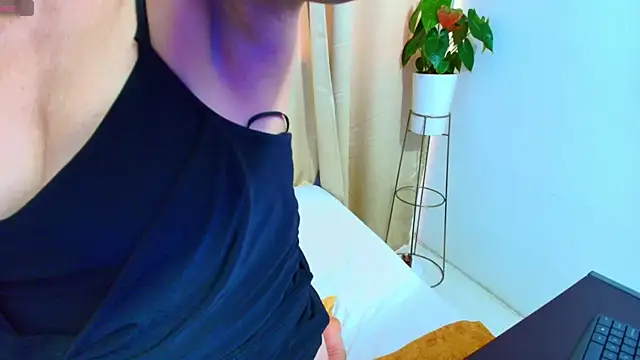 yulina xue online show from September 2025 09:19:01 PM