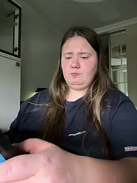 Snapshot of remirann_ chatting on January 2025 05:00:02 PM remirann online show from January 2025 05:00:02 PM