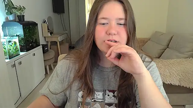 Snapshot of remirann_ chatting on March 2025 07:41:02 AM remirann online show from March 2025 07:41:02 AM