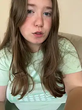 Snapshot of remirann_ chatting on September 2025 03:56:02 PM remirann online show from September 2025 03:56:02 PM