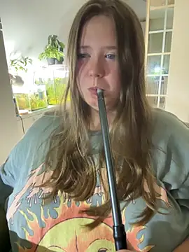 Snapshot of remirann_ chatting on September 2025 08:20:02 PM remirann online show from September 2025 08:20:02 PM