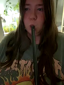 Snapshot of remirann_ chatting on September 2025 05:04:02 PM remirann online show from September 2025 05:04:02 PM