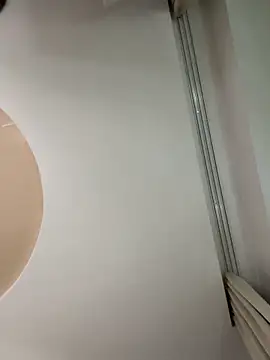 Snapshot of remirann_ chatting on September 2025 06:33:02 PM remirann online show from September 2025 06:33:02 PM