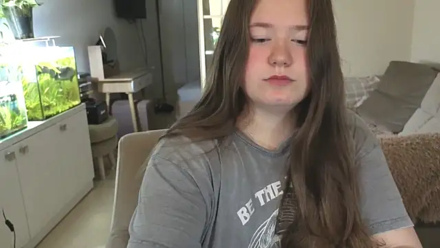 Snapshot of remirann_ chatting on November 2025 05:21:01 AM remirann online show from November 2025 05:21:01 AM