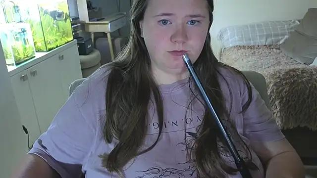 remirann  online show from November 2025 04:41:02 PM