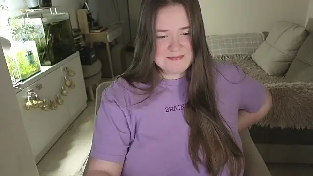 Snapshot of remirann_ chatting on February 2026 03:39:01 PM remirann online show from February 2026 03:39:01 PM