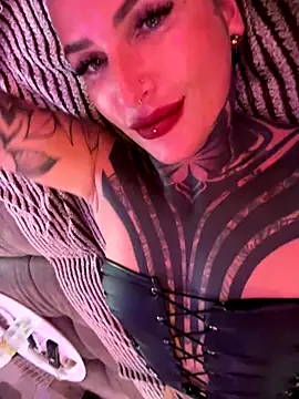 InkedBiitch online show from September 2025 05:12:02 PM