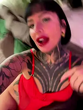 InkedBiitch online show from October 2025 07:16:01 AM