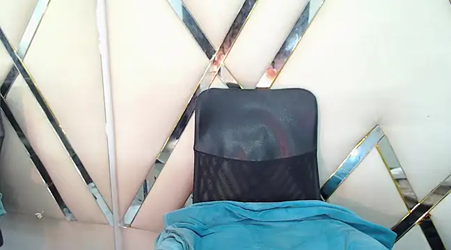 StefyFerrer online show from March 2025 01:19:02 PM