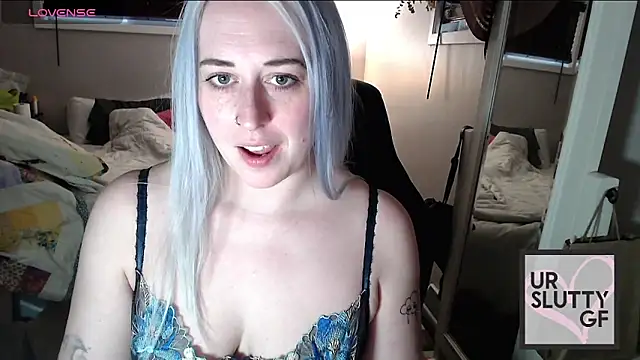 ursluttygf online show from November 2025 10:08:01 PM