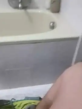 manuel9428 online show from February 2025 10:15:01 PM