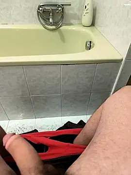 manuel9428 online show from November 2025 06:15:01 PM