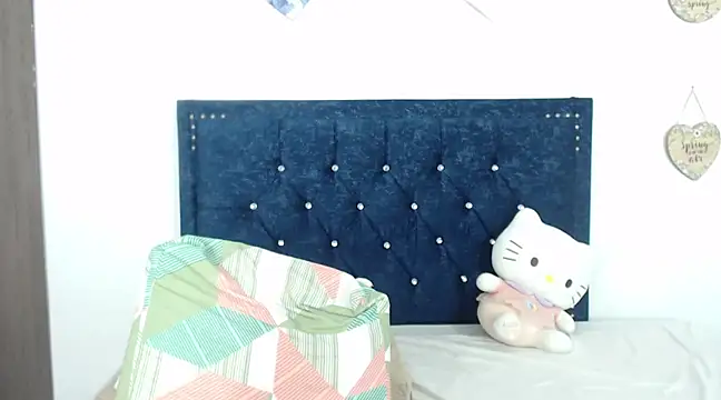 Snapshot of QueenSquirt_ chatting on February 2025 07:41:02 PM QueenSquirt online show from February 2025 07:41:02 PM