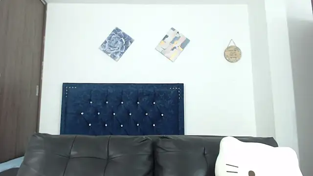 Snapshot of QueenSquirt_ chatting on March 2025 07:35:01 PM QueenSquirt online show from March 2025 07:35:01 PM