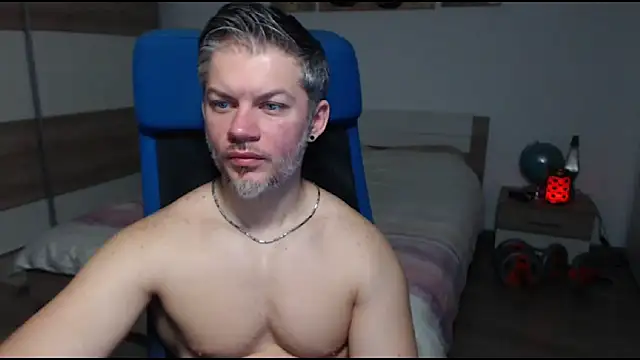 RobbyShawz online show from February 2025 06:09:02 AM