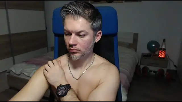 RobbyShawz online show from February 2025 10:28:02 AM