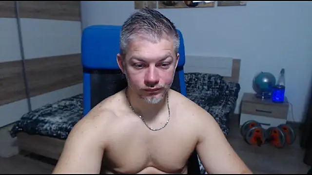 RobbyShawz online show from November 2025 05:20:02 AM