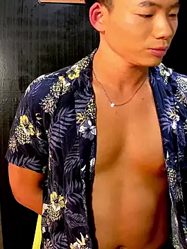 Snapshot of asiahot_liam chatting on February 2025 02:21:01 PM asiahot liam online show from February 2025 02:21:01 PM