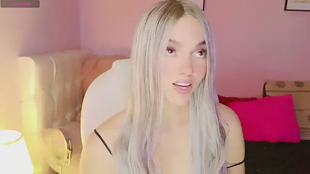 Snapshot of EvaEvangeline chatting on September 2025 04:25:02 AM EvaEvangeline online show from September 2025 04:25:02 AM