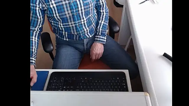 dutchpornking online show from February 2025 11:30:01 AM