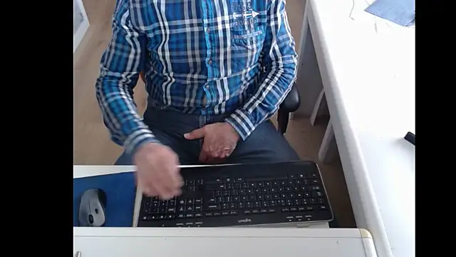 dutchpornking online show from March 2025 08:40:02 AM